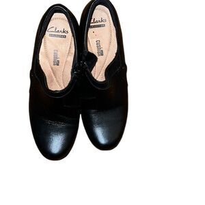 Clarks Black Leather Booties Size 6